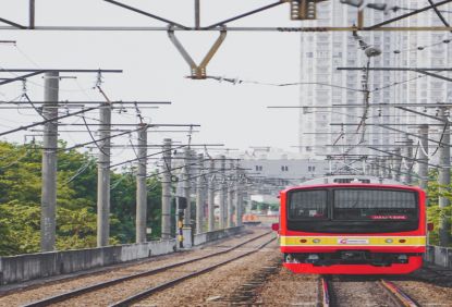 KRL Beroperasi Terbatas di Hari Lebaran Hanya Untuk Melayani di Sektor Pengecualian PSBB